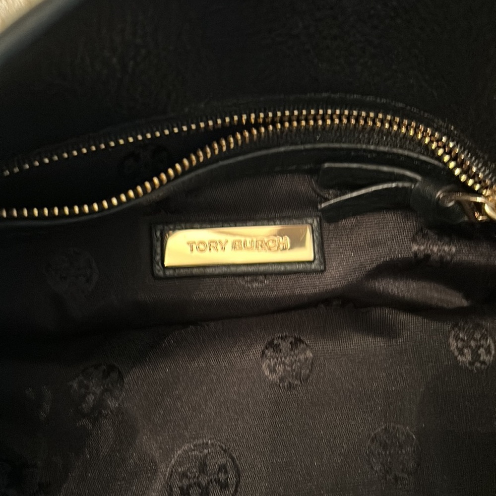 Tory Burch Convertible Leather Shoulder Bag - Picture 4 of 6